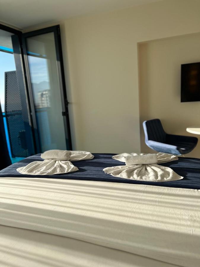 Orbi City Aparthotel Black Sea View Batumi Exterior photo
